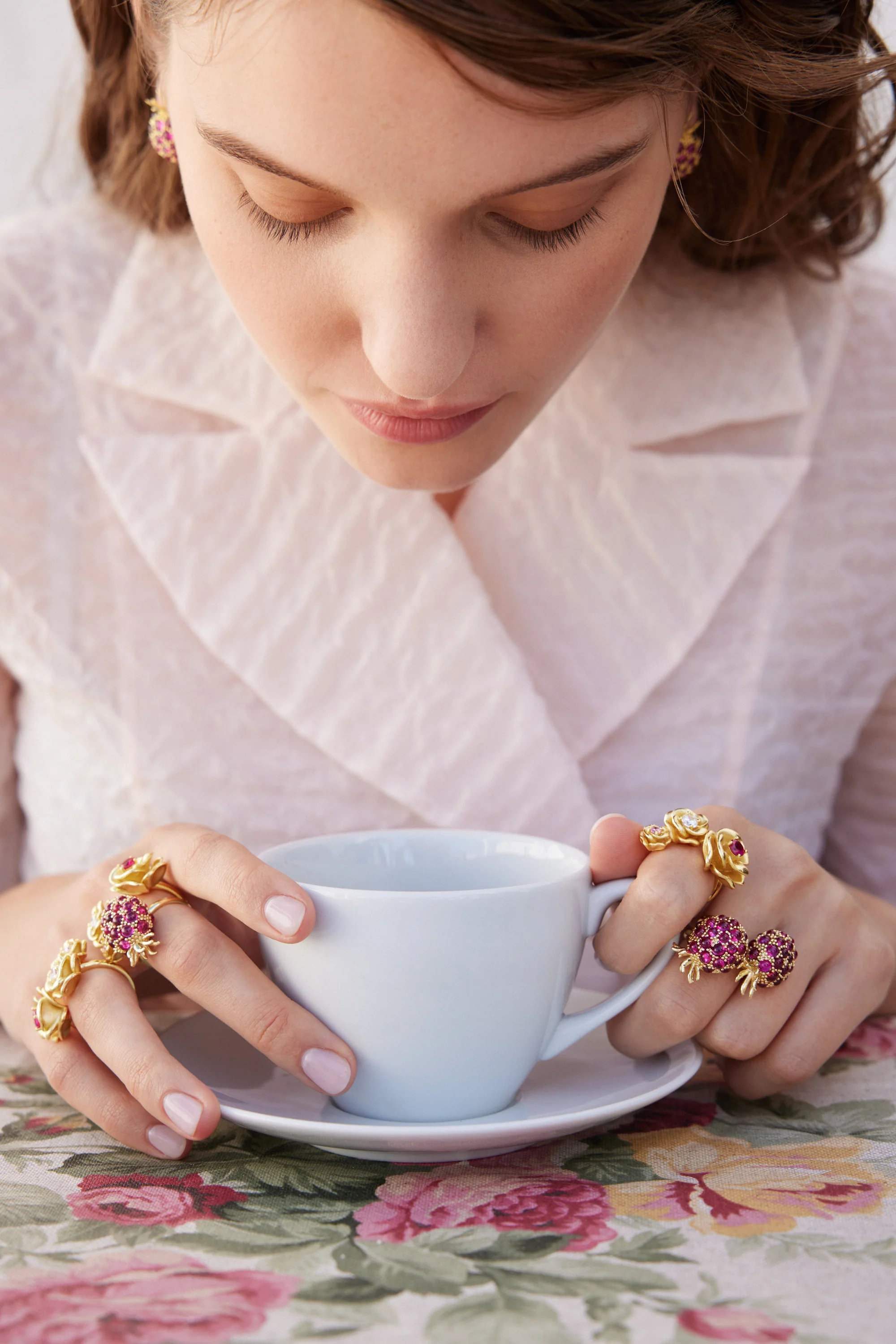 Adjustable Ring with Raspberry and Golden Beads - Image 4