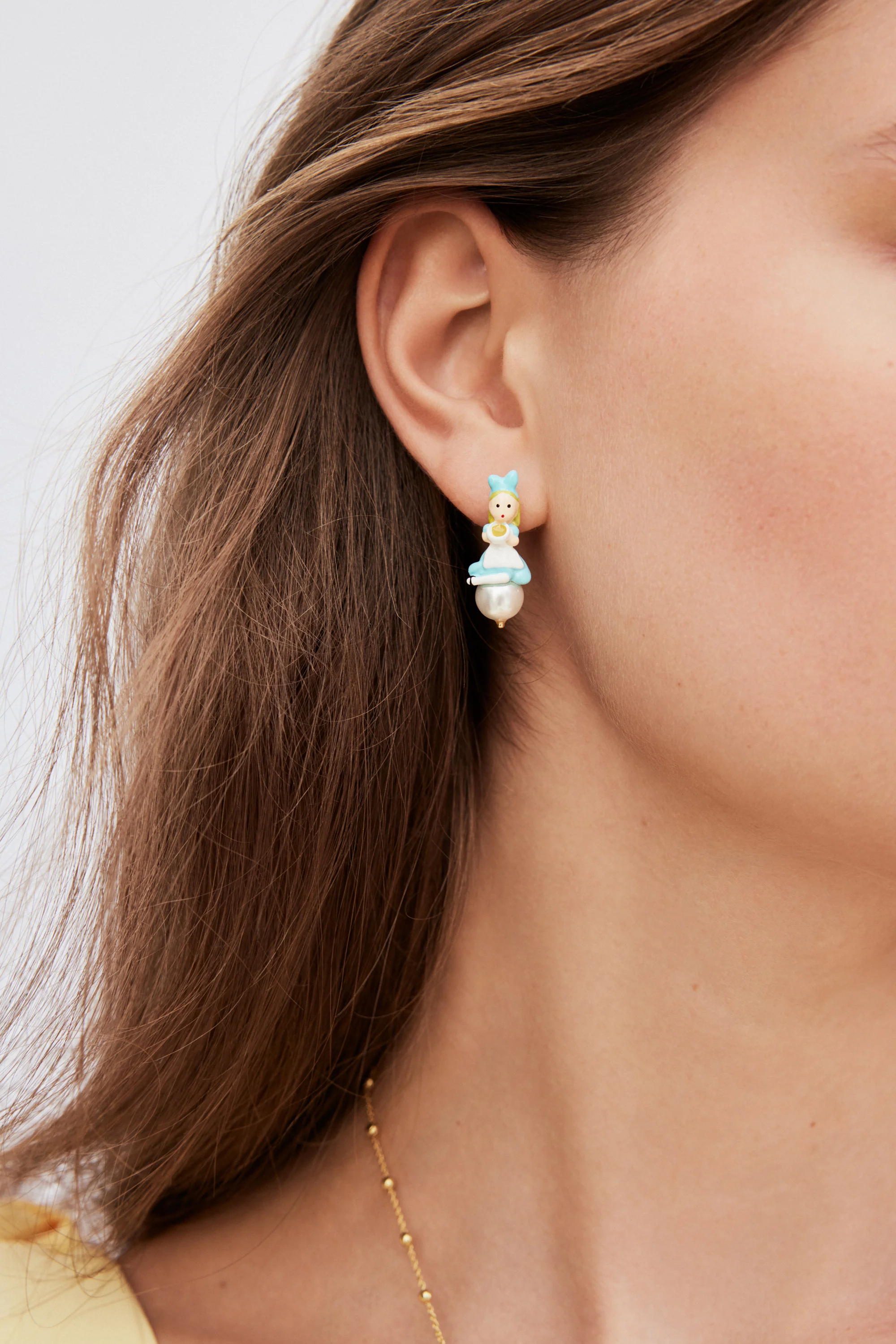 Alice Clip Earrings with Imitation Pearl - Image 3