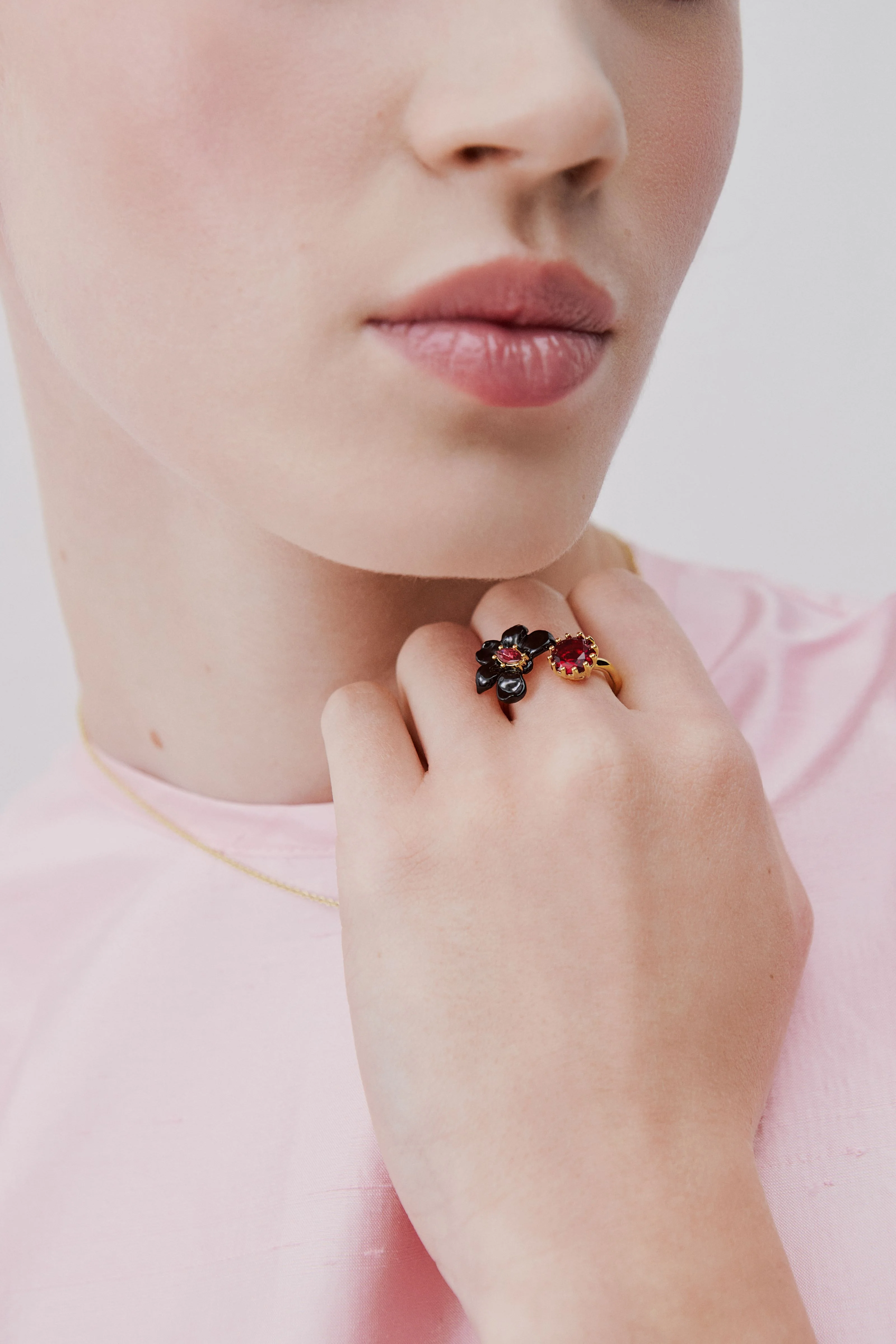 Black Orchid Adjustable Ring with Pink Faceted Crystal and Red Faceted Glass - Image 3
