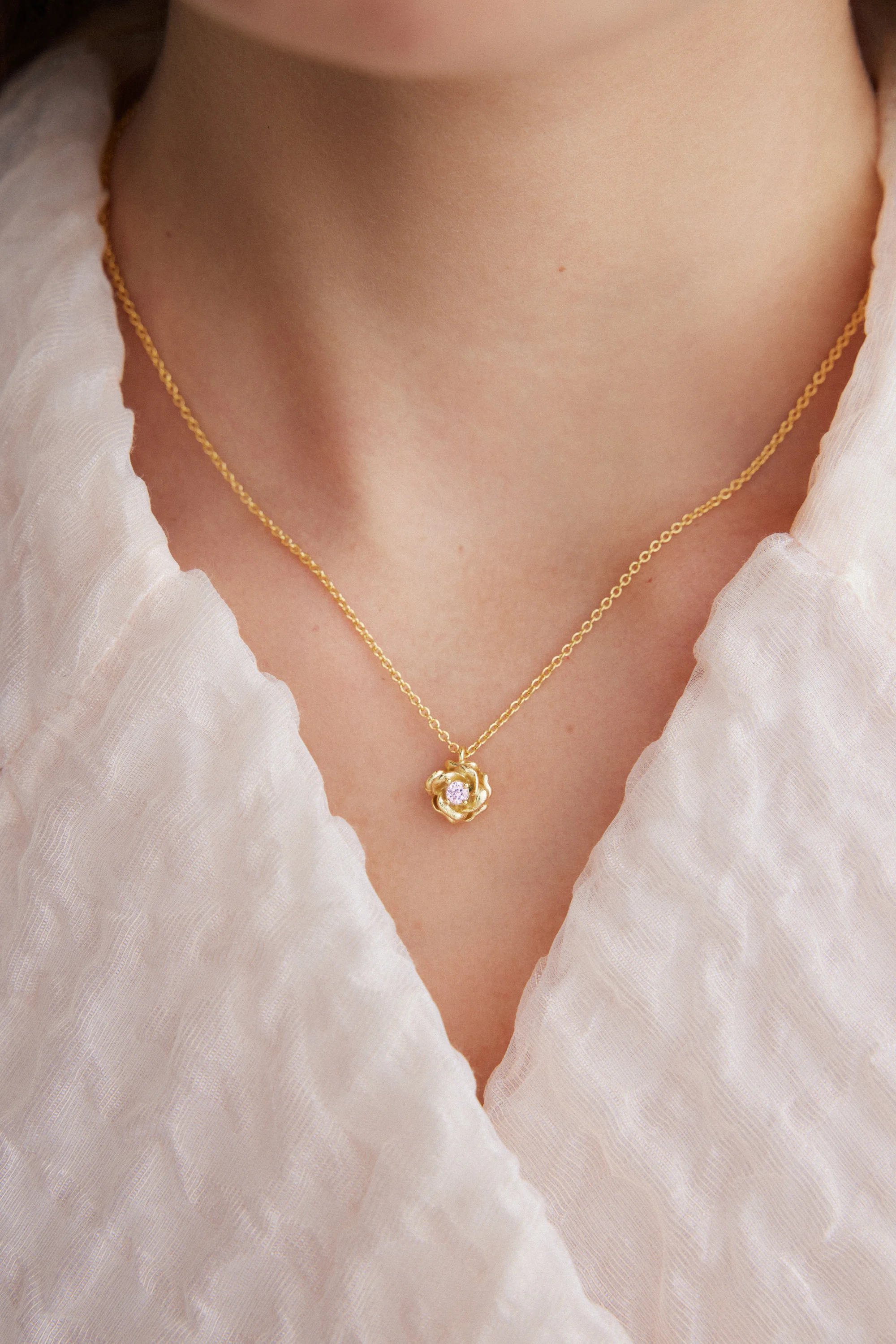 Gold Mona Lisa Rose and Pink Crystal Necklace - Image 4