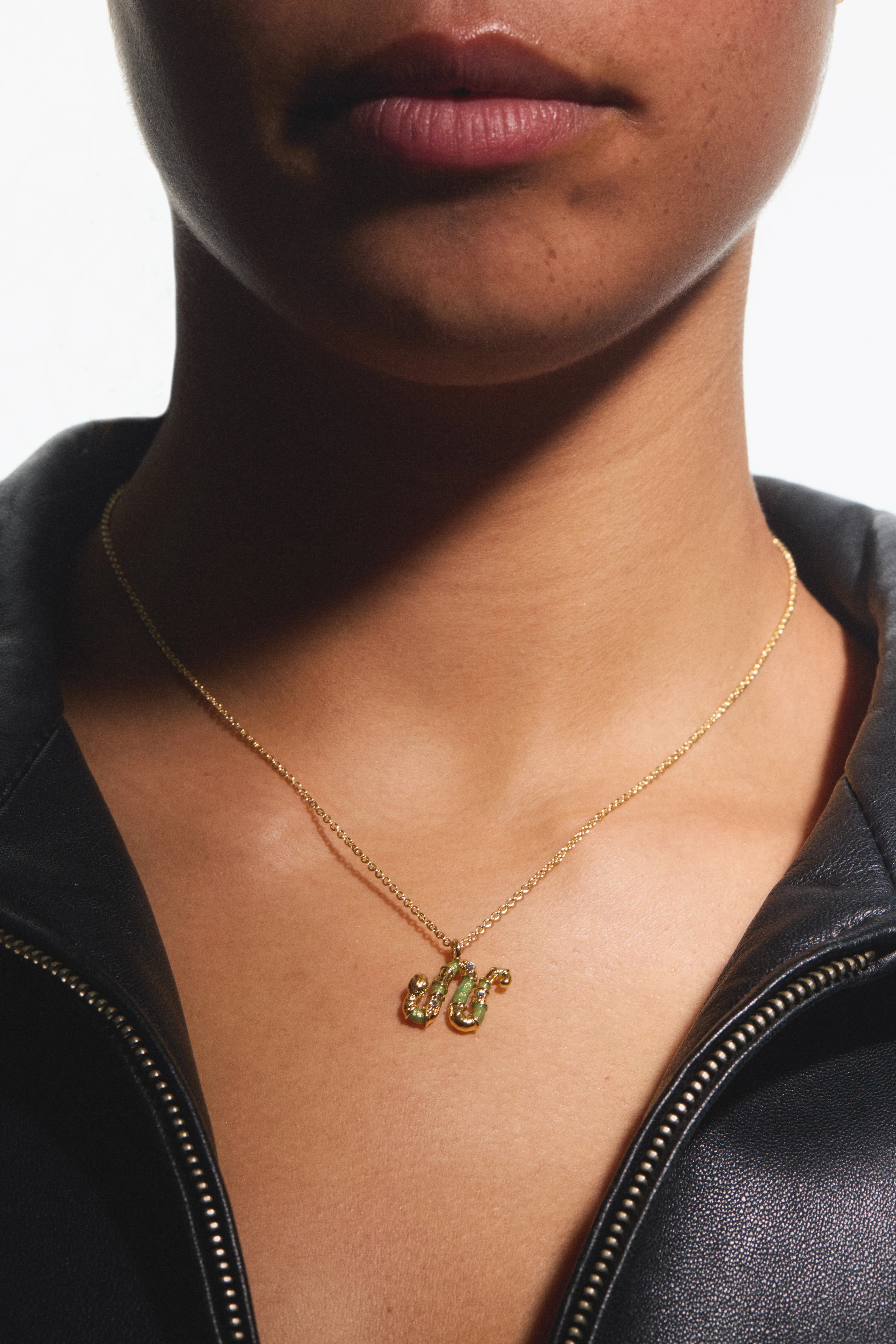 Green Snake Pendant Necklace - Image 4