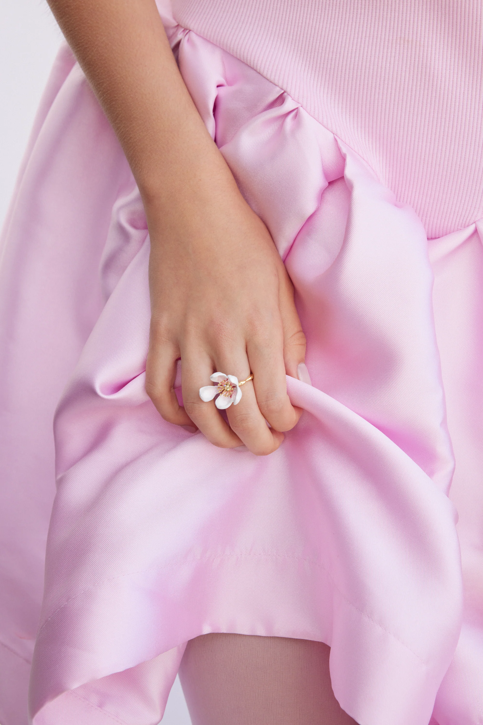 Japanese White Cherry Blossom and Petals Adjustable Ring - Image 4