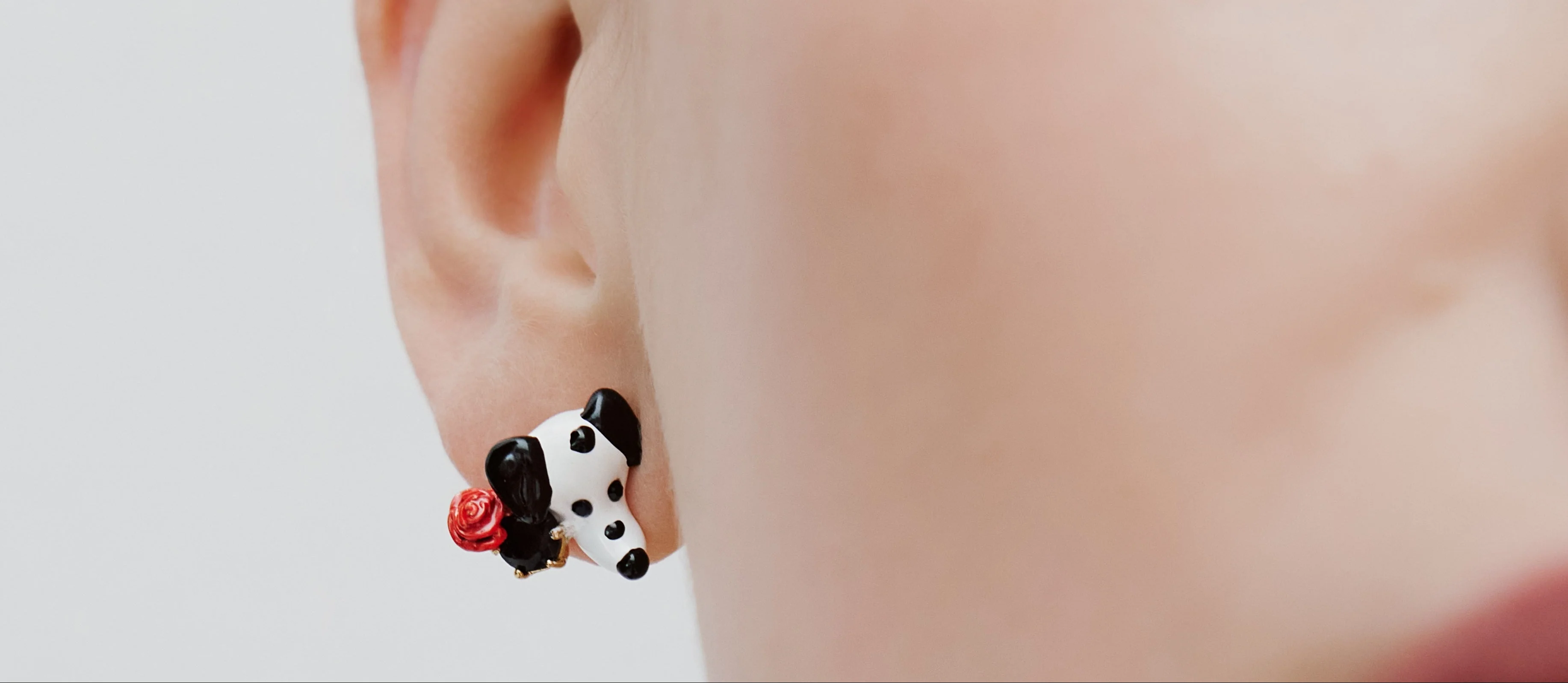 Les Néréides Loves Animals - Dalmatian Clip-On Earrings with Black Round Faceted Glass Stone and Red Rose - Image 3