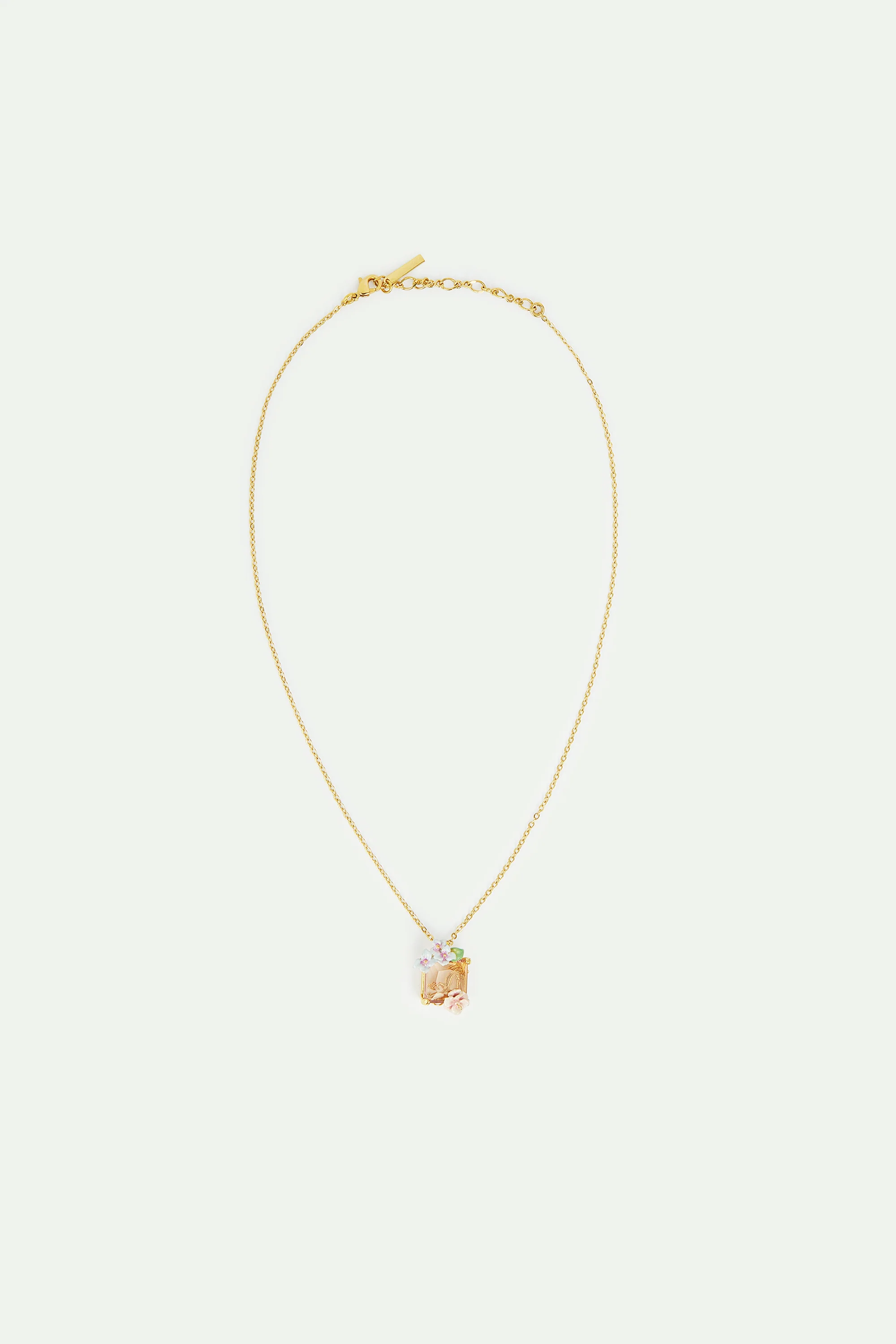 Lizard, Pink Cut Stone and Hydrangea Pendant Necklace - Image 3