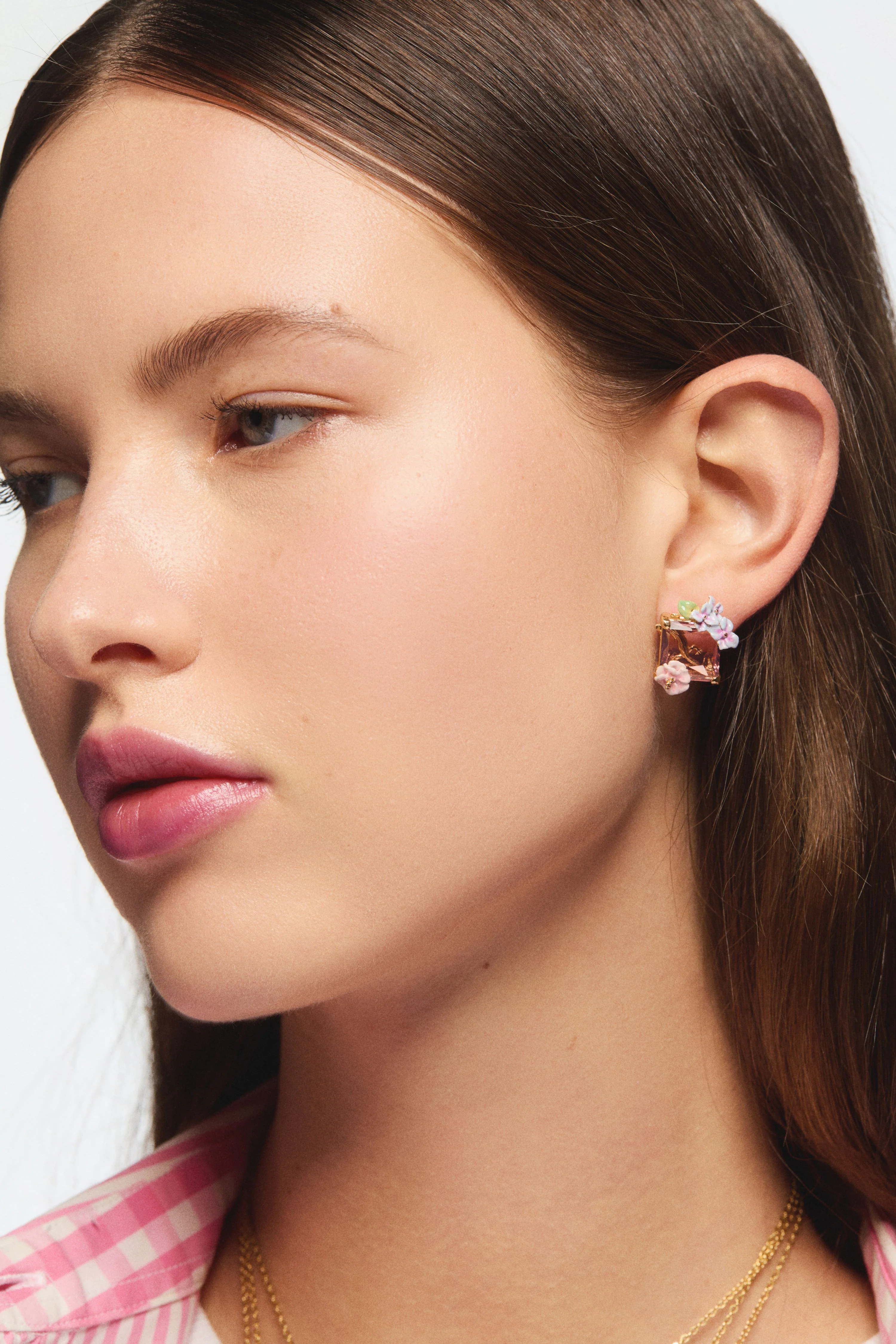 Lizard Post Earrings with Pink Cut Stone and Hydrangea Flowers - Image 3