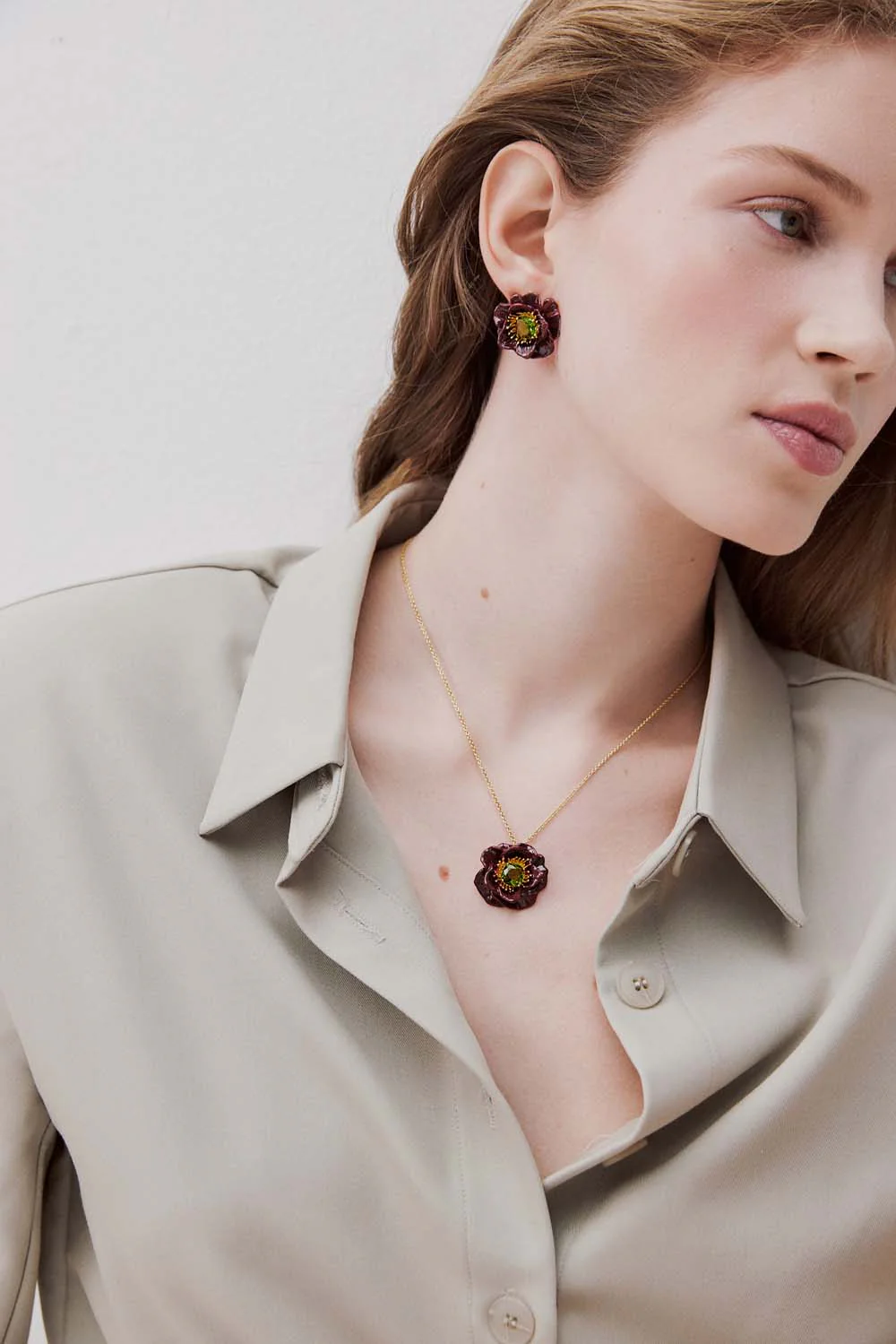 Pendant Necklace with Burgundy Anemone Flower and Green Faceted Stone - Image 4