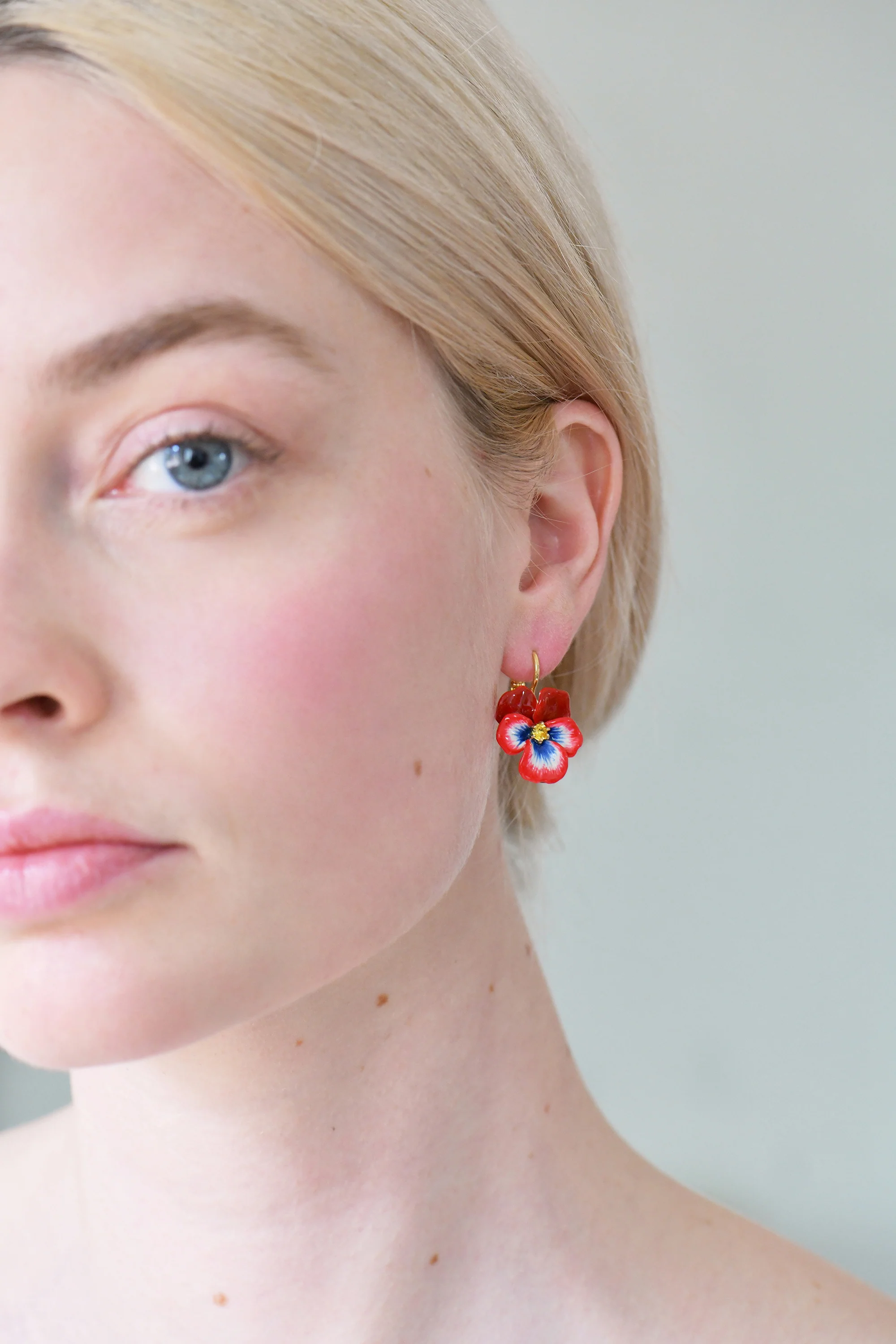 Thousand Pansies Red Pansy and Faceted Crystal Post Earrings - Image 3