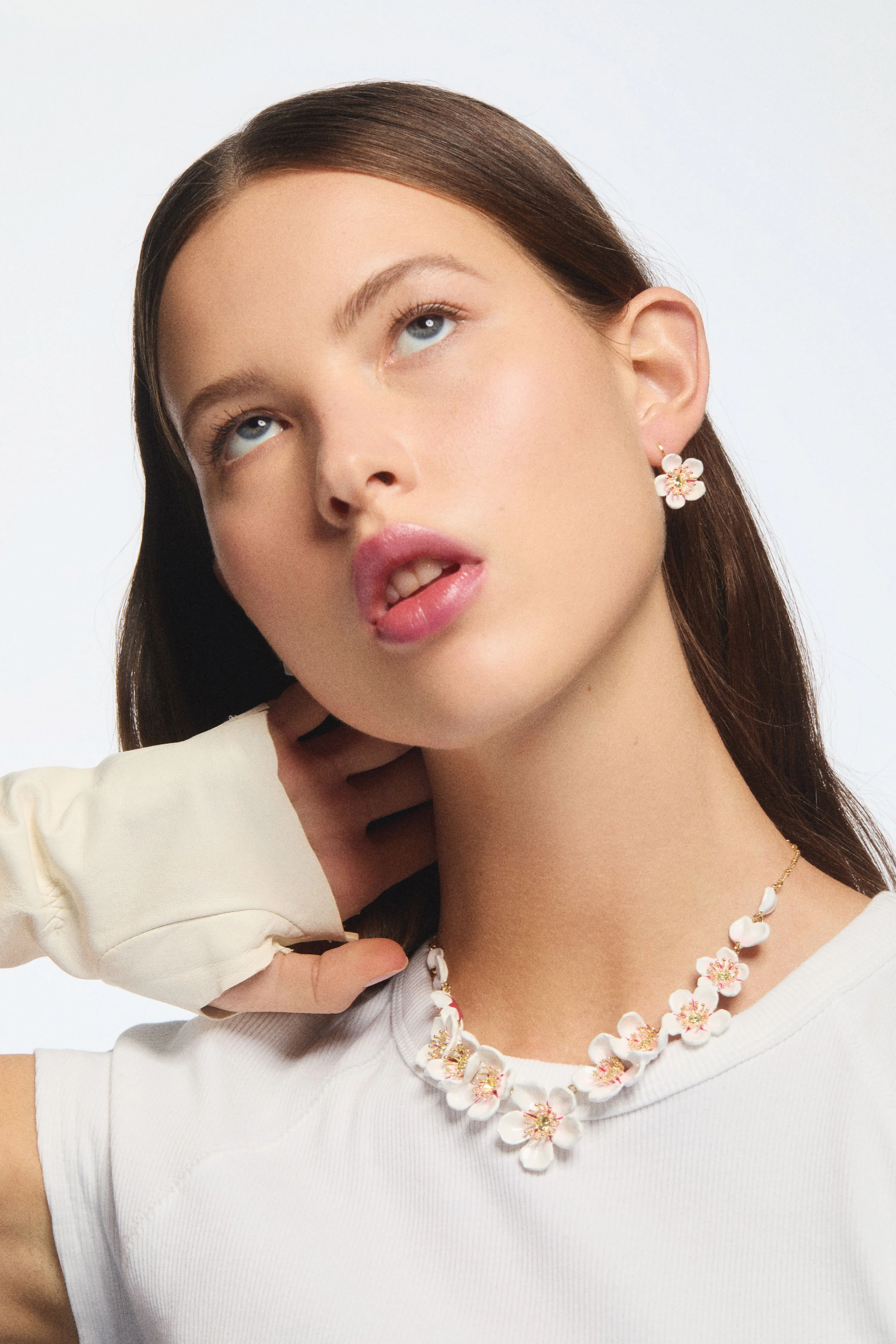 White Cherry Blossom Statement Necklace - Image 3